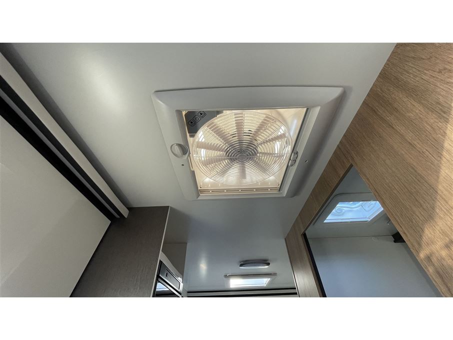 Elnagh Baron 539 Compact NB